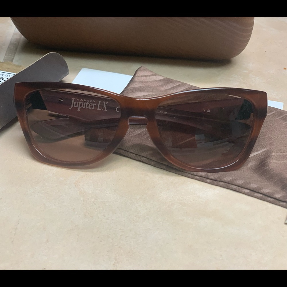 Jupiter LX lavender tortoise